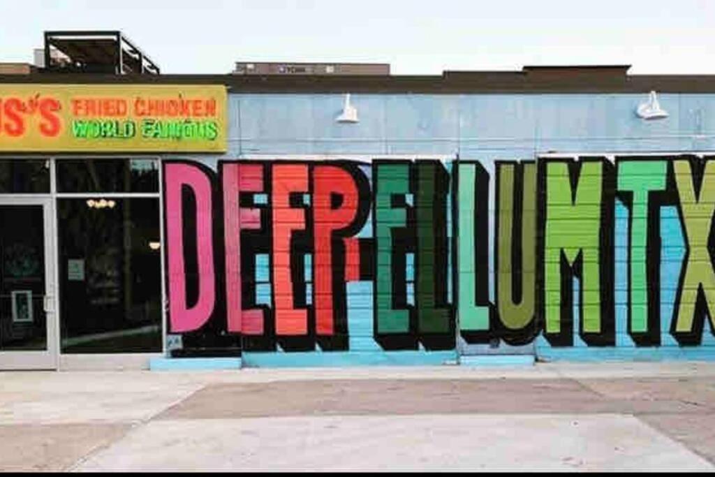 Deep Ellum Art Novea Dallas Exterior photo
